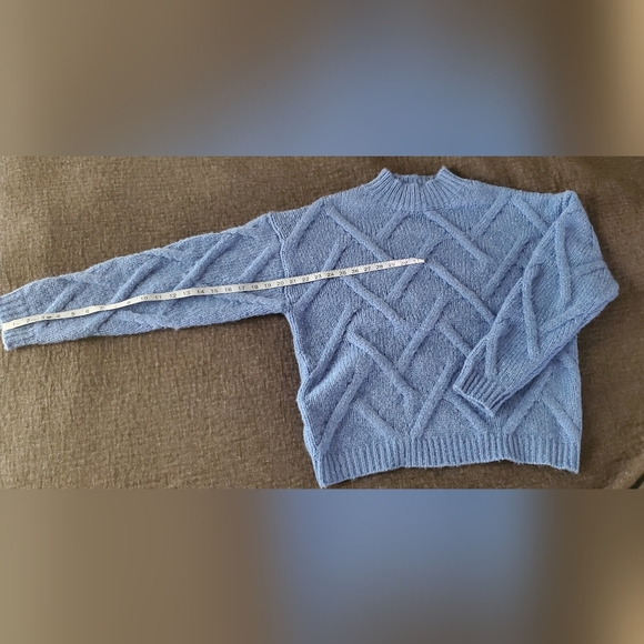 Vici Joan Cable Knit Sweater - Picture 10 of 16